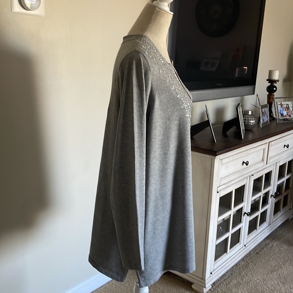 Charter Club Gray Sweater.   Size 2X - Picture 3 of 8